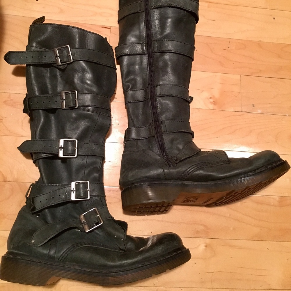 Women's Doc Marten Phina Boot, Size 9US