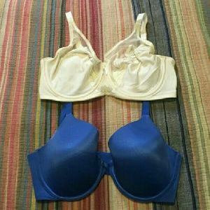 AVAILABLE! WACOAL Bras 36DD