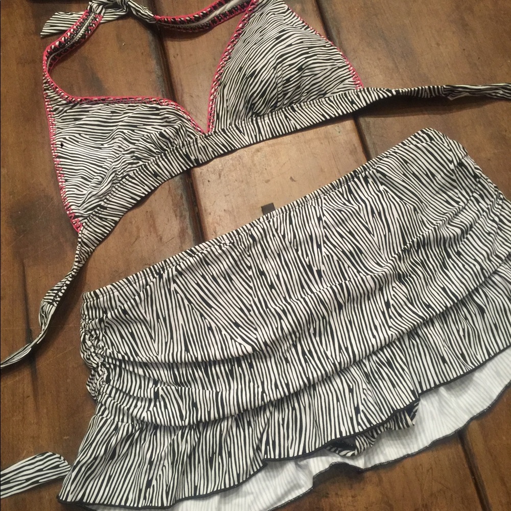 2 piece bathing suit