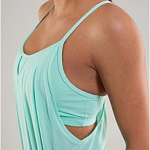 🤸🏼‍♀️Lululemon no limits tank w/ bra🤸🏼‍♀️
