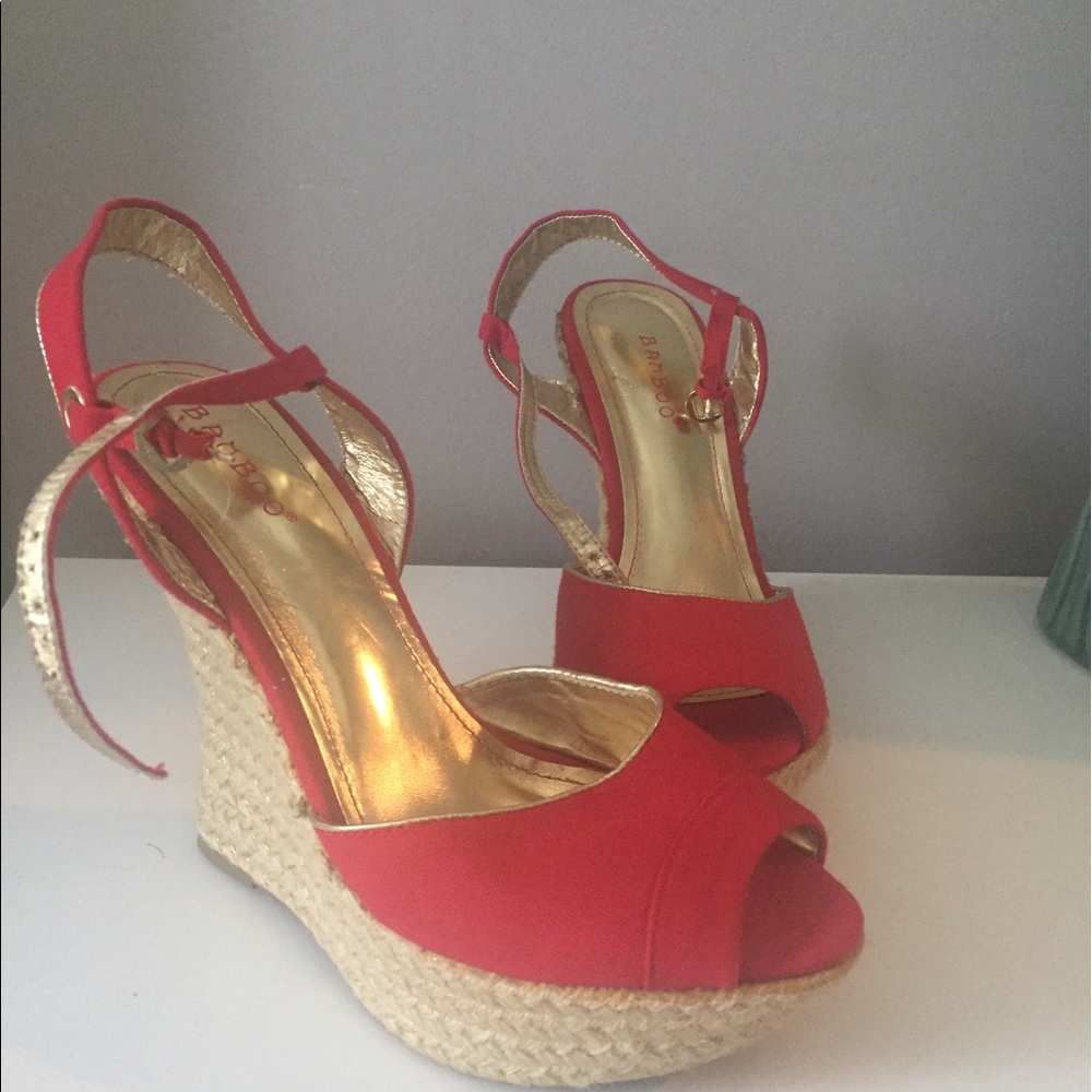 Woman shoes size 7 Asking $30
