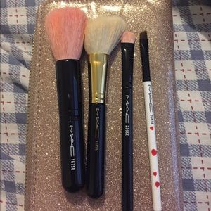Mac traveling size brushes