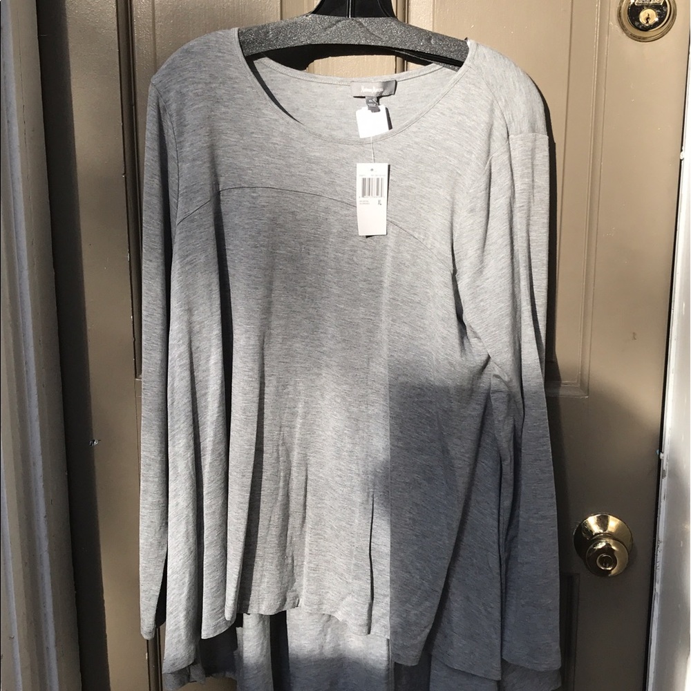 Brand New Neiman Marcus Long flowy blouse