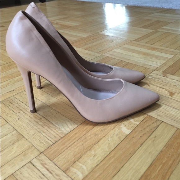 charles david kiss bootie