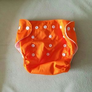 3 FOR $15 😼 Swim diaper NWOT
