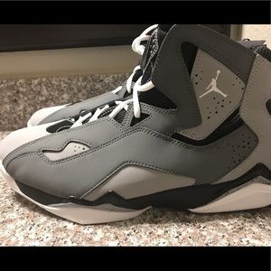 Jordan True Flight Size 14
