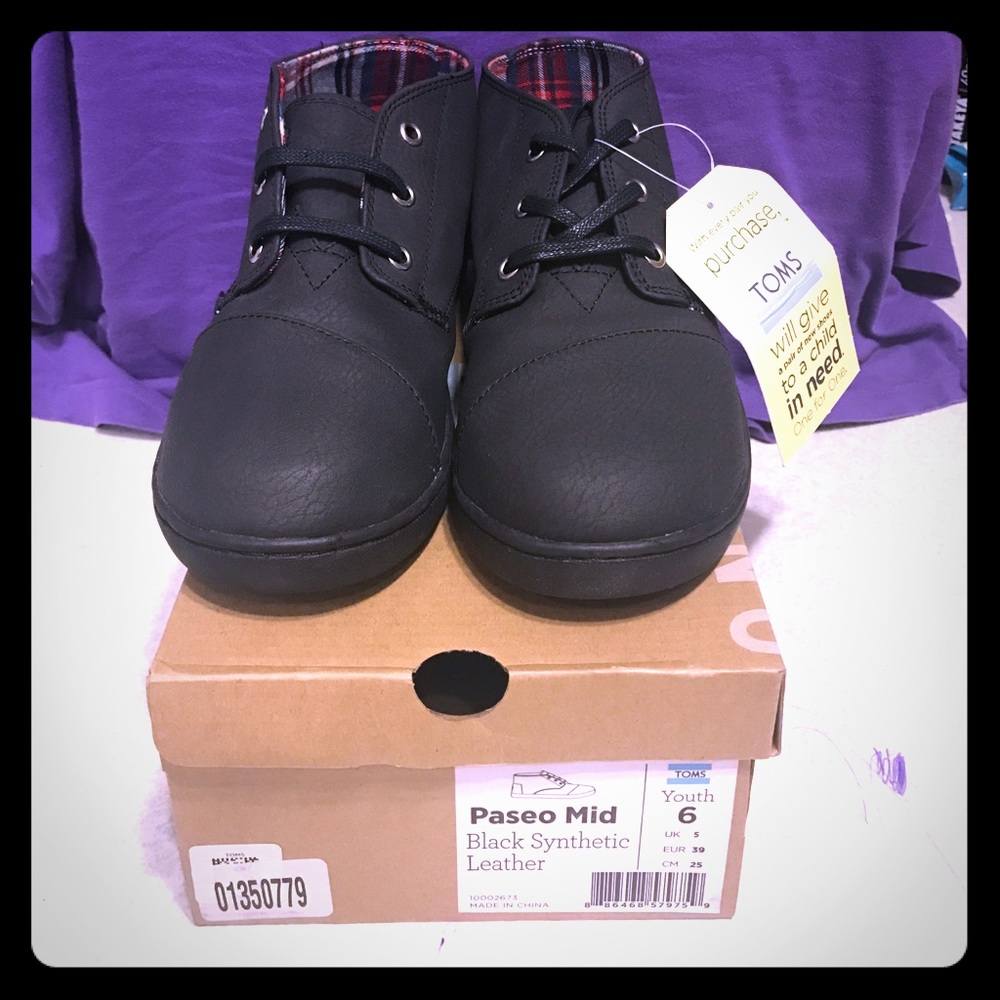 Paseo mid black synthetic leather