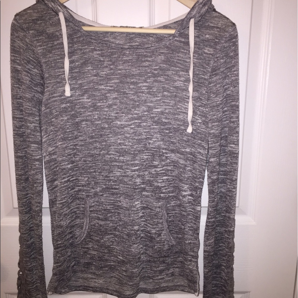 Slouchy Gray Hoodie w/Lace sleeves