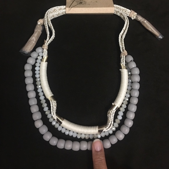 ๐New Mixed Beaded Corded Statement Necklace - Picture 3 of 3