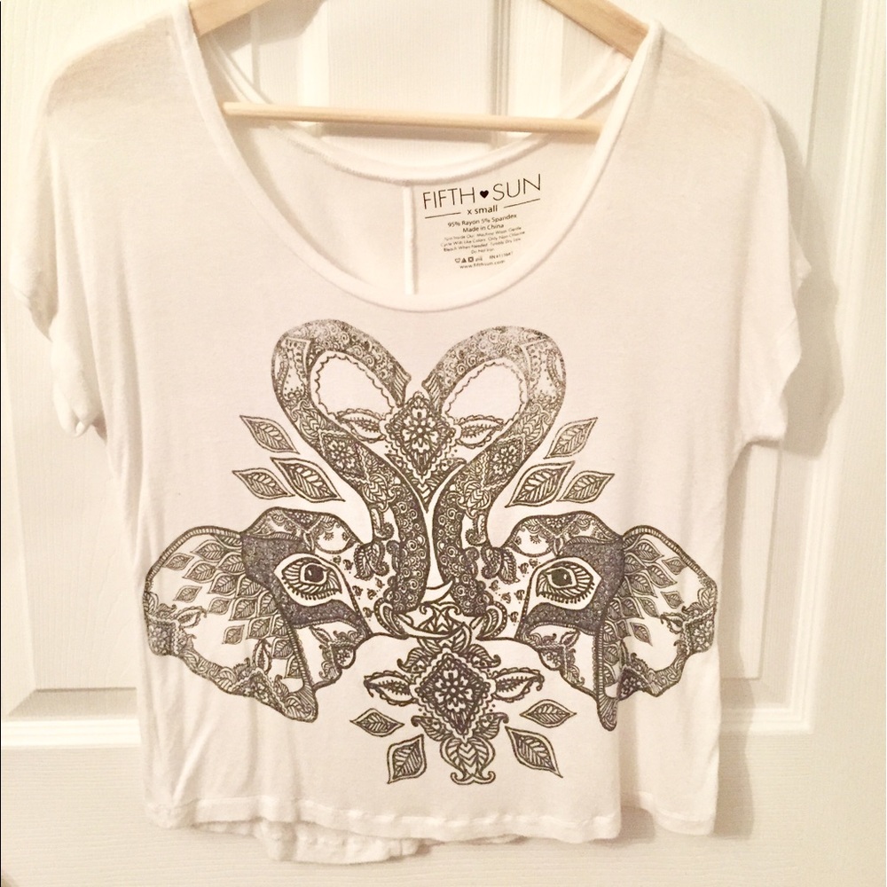 Graphic T Shirt - Elephant