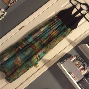 Knit top t back dress.