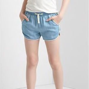 Gap Kids Denim Tencel Dolphin Shorts. Large Plus
