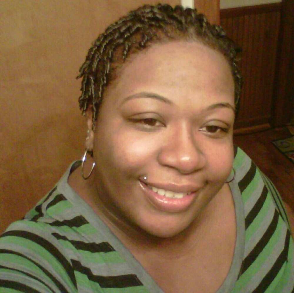 Meet your Posher, Latisa