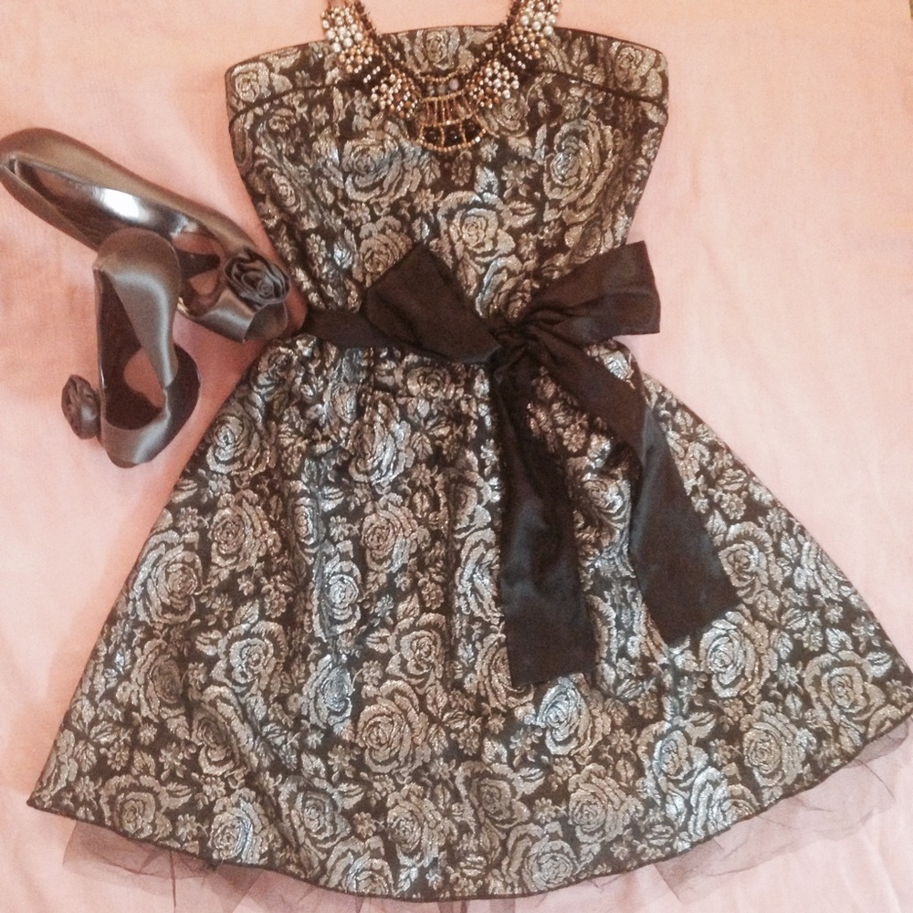 Gorgeous rose evening dress