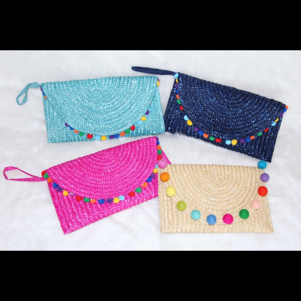 🚨🔥🚨SALE!!!🚨🔥🚨Confetti Pom Pom Straw Clutch
