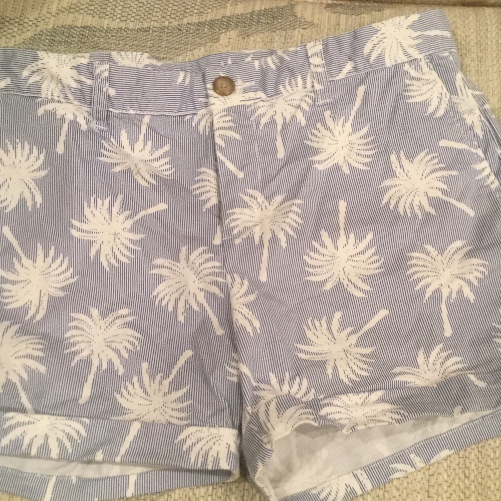Gap khakis girlfriend 4" shorts