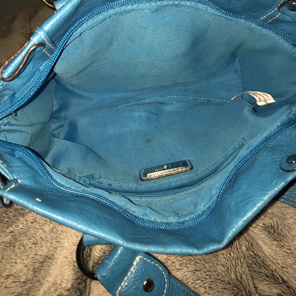 Blue purse - Picture 3 of 4