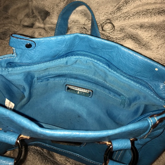 Blue purse - Picture 4 of 4