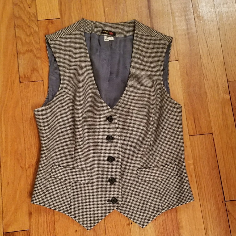 Classy Vintage Vest- P.B.D. Checked Pattern