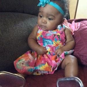 Meet your Posher, Alexia