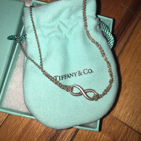 FINAL PRICE-Tiffany infinity necklace 🌻 - Picture 5 of 9