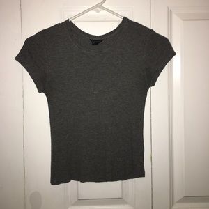 Gray fitted crop top