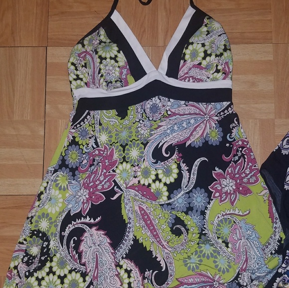 Blouse (you get all 3) - Picture 3 of 4