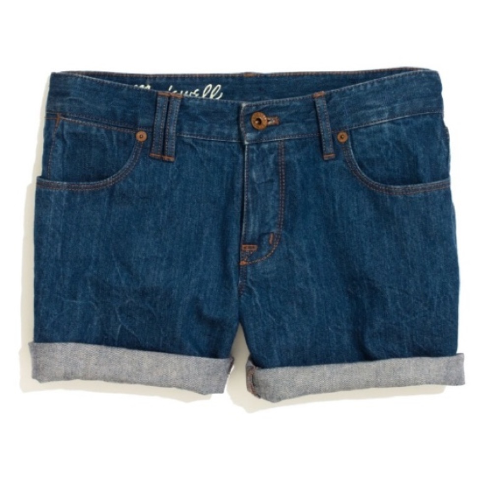 Madewell denim midi short in bluestone wash.