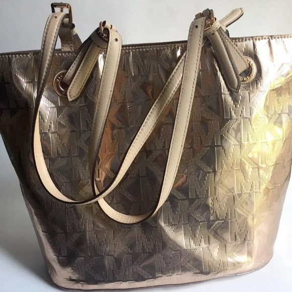 SOLD ✅ Michael Kors Rose Gold Monogram Handbag - Picture 1 of 4