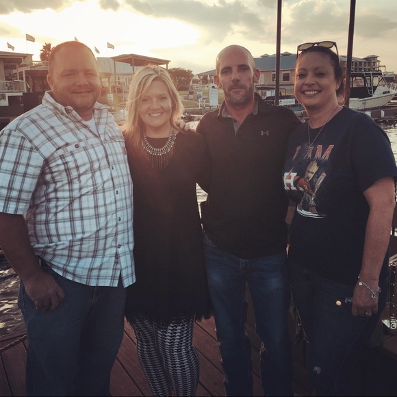 Meet your Posher, Stephanie - Picture 7 of 8