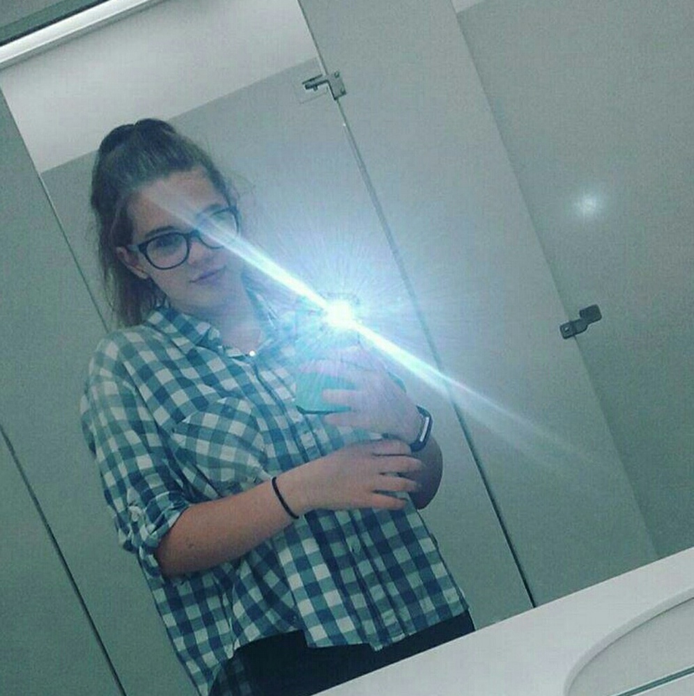 Meet your Posher, Abby