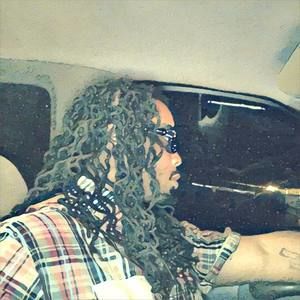 Meet your Posher, Kenyatta