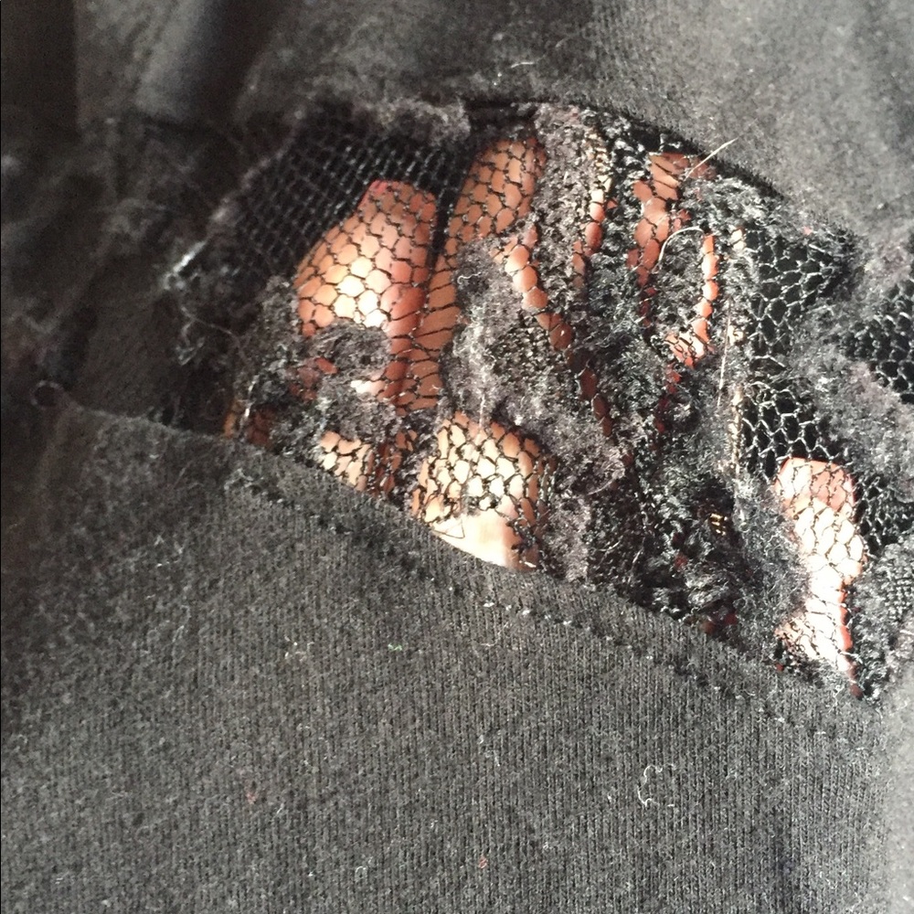 ❌ SOLD! Black Dress with Lace - Picture 7 of 7