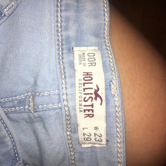 light wash hollister jeans - Picture 2 of 2