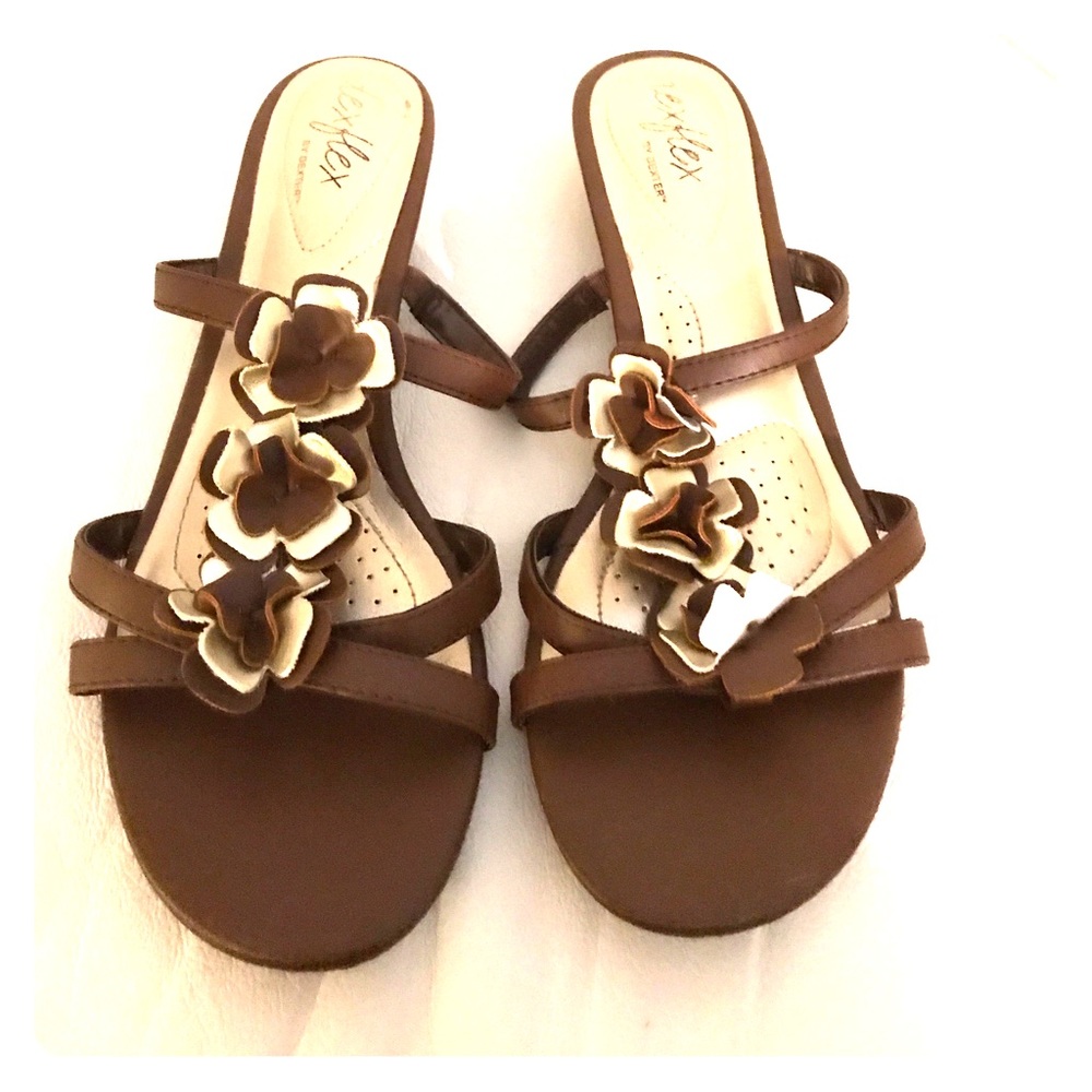 Leather sandals