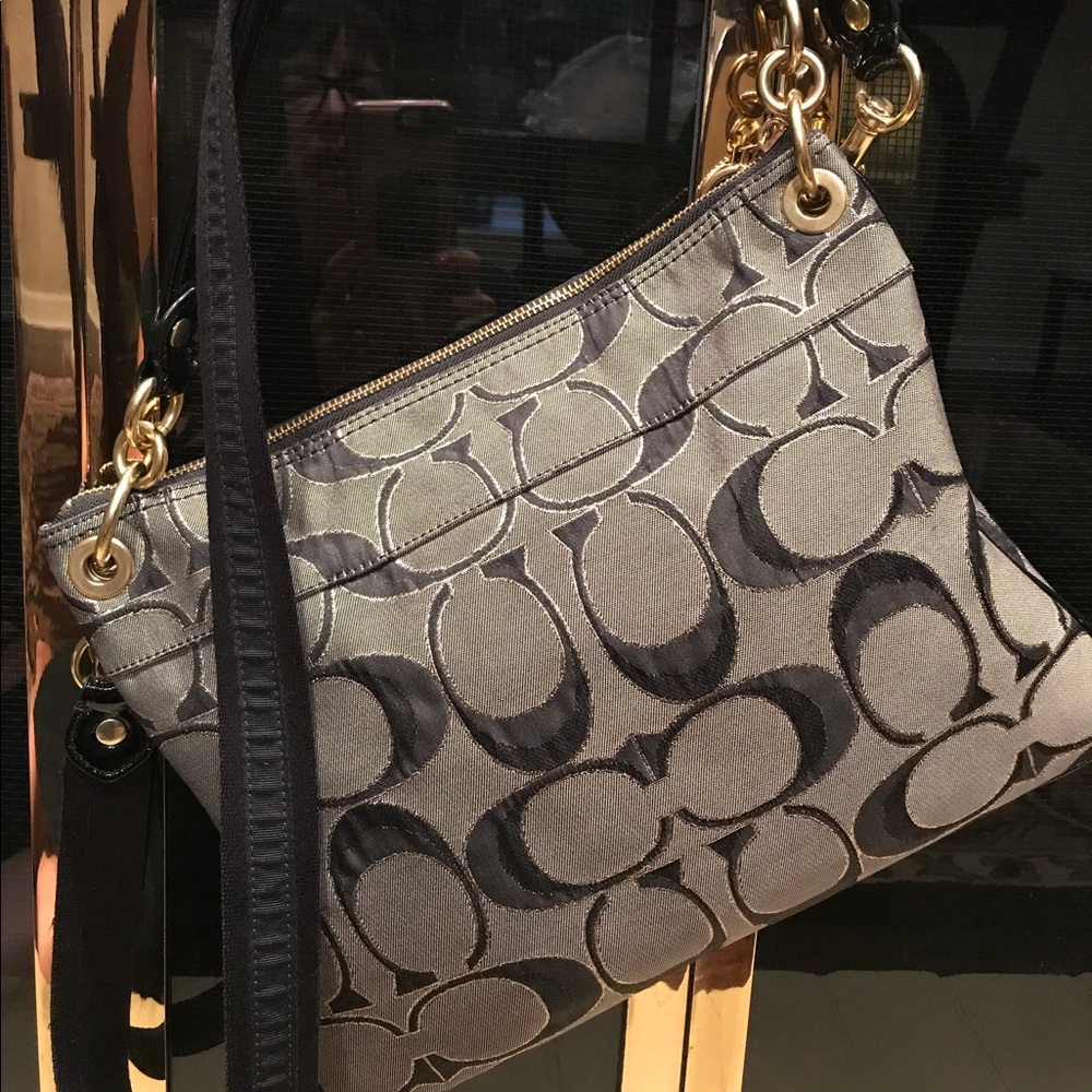 Coach Coach POPPY Black/Gray-one blemish. 💯 Auth