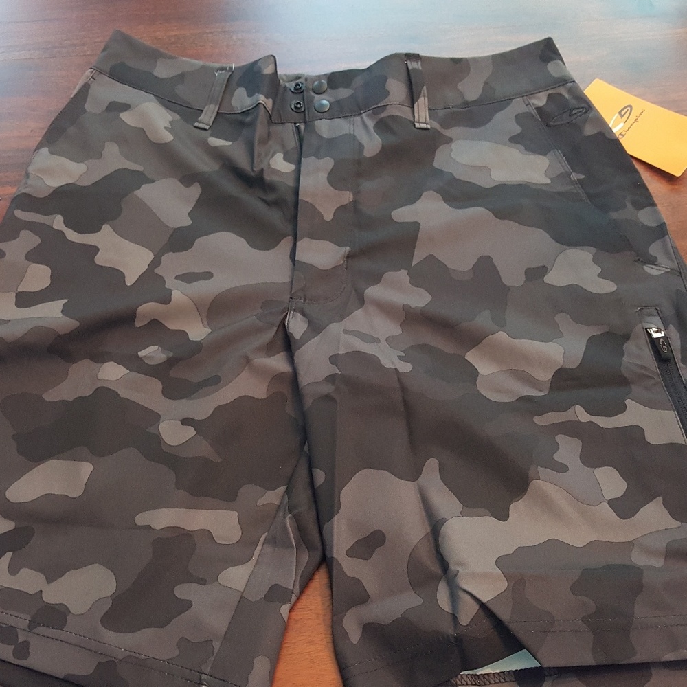 Men's camouflage shorts