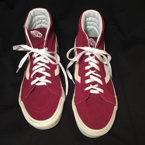 👟SALE👟EUC high-top leather Vans