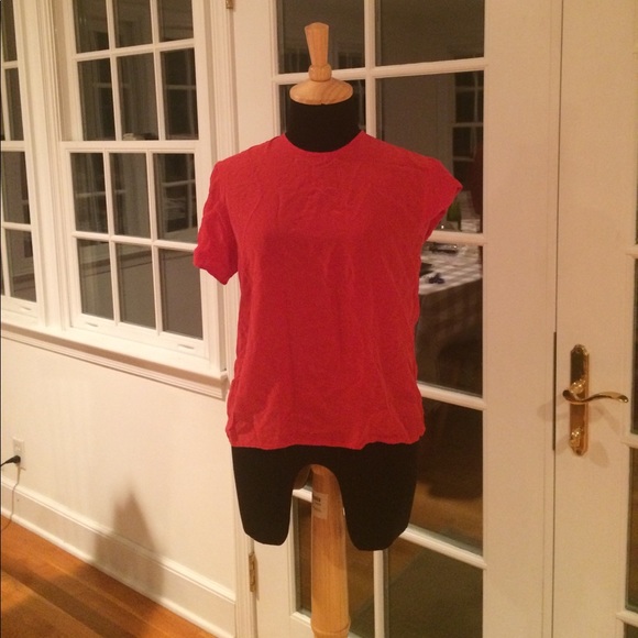 4/$15 SUPER SALE 100% Silk Bold Red Blouse - Picture 1 of 5
