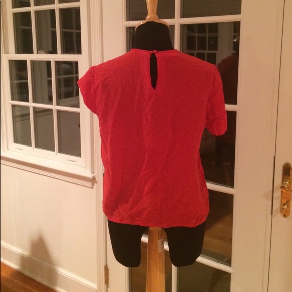 4/$15 SUPER SALE 100% Silk Bold Red Blouse - Picture 2 of 5