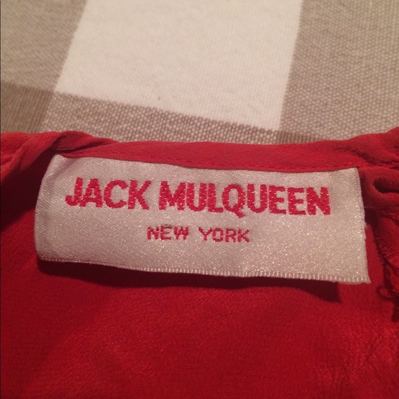 4/$15 SUPER SALE 100% Silk Bold Red Blouse - Picture 3 of 5