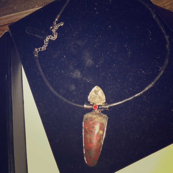 Vintage Gemstone Tribal Choker Necklace New In Box - Picture 2 of 2