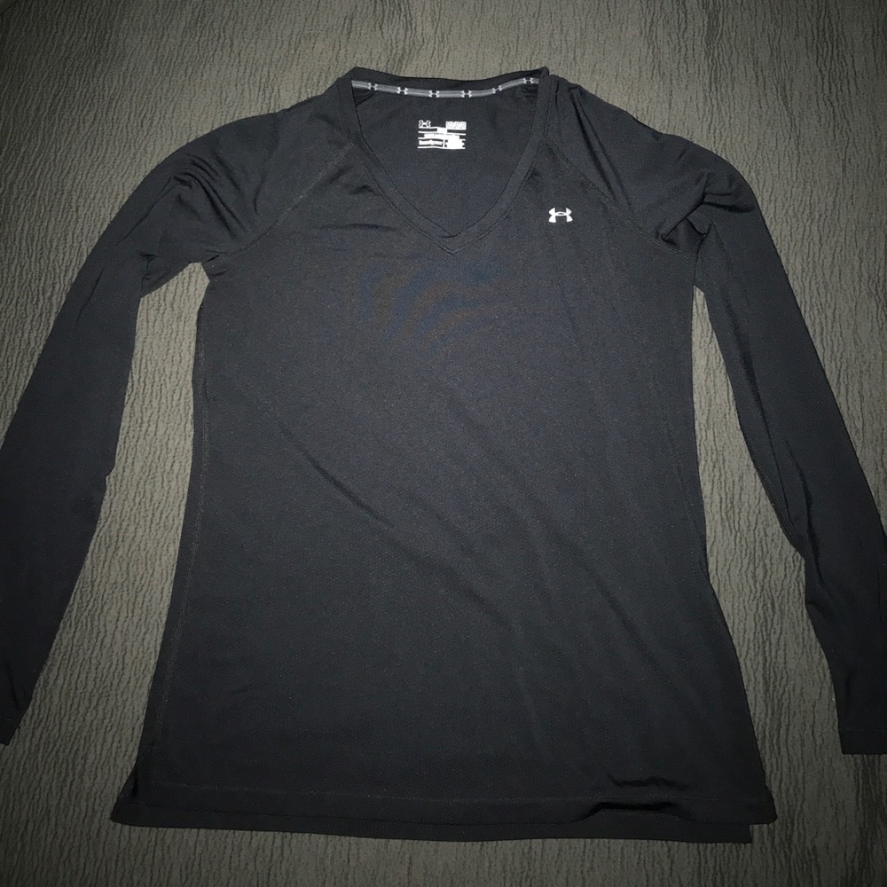 LAST CHANCE Under Armour Heat Gear V-Neck Shirt
