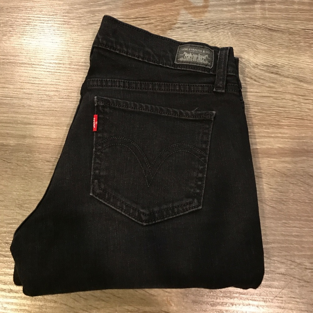 Levi's black jeans