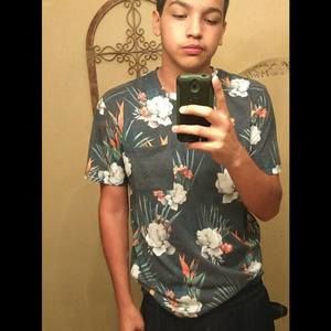 Meet your Posher, Ezgar