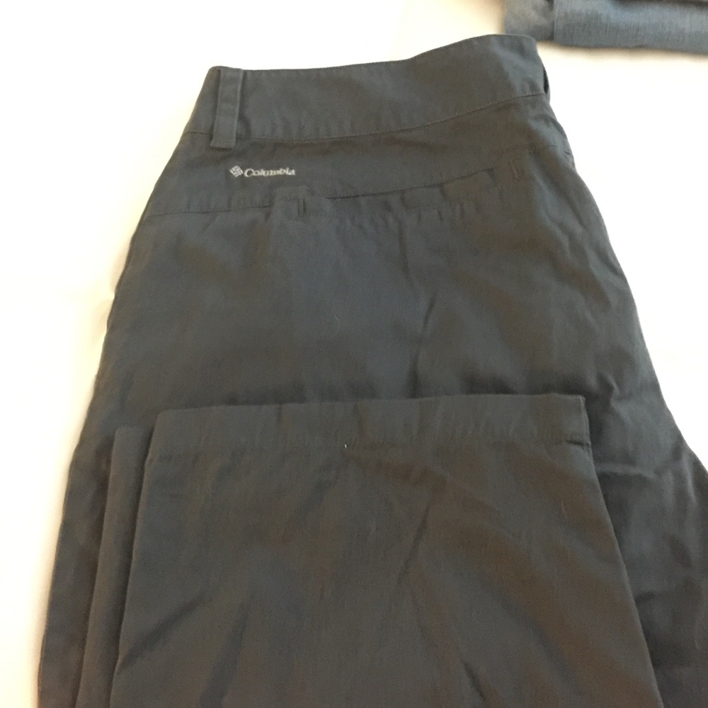 Columbia cropped pants size 12 gray