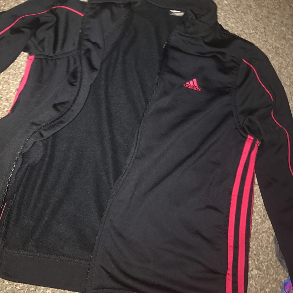 Super cute Adidas sport zip up sweatshirt