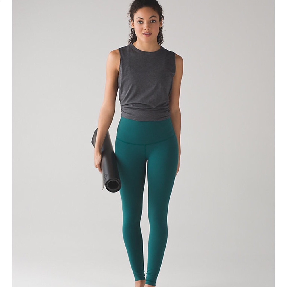 SOLD Lululemon Wunder Under Hi-Rise Pants!