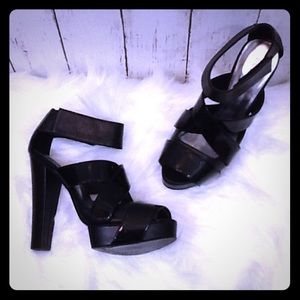 FINAL SALE BCBGirls Platform Heels Shoes Size 6.5