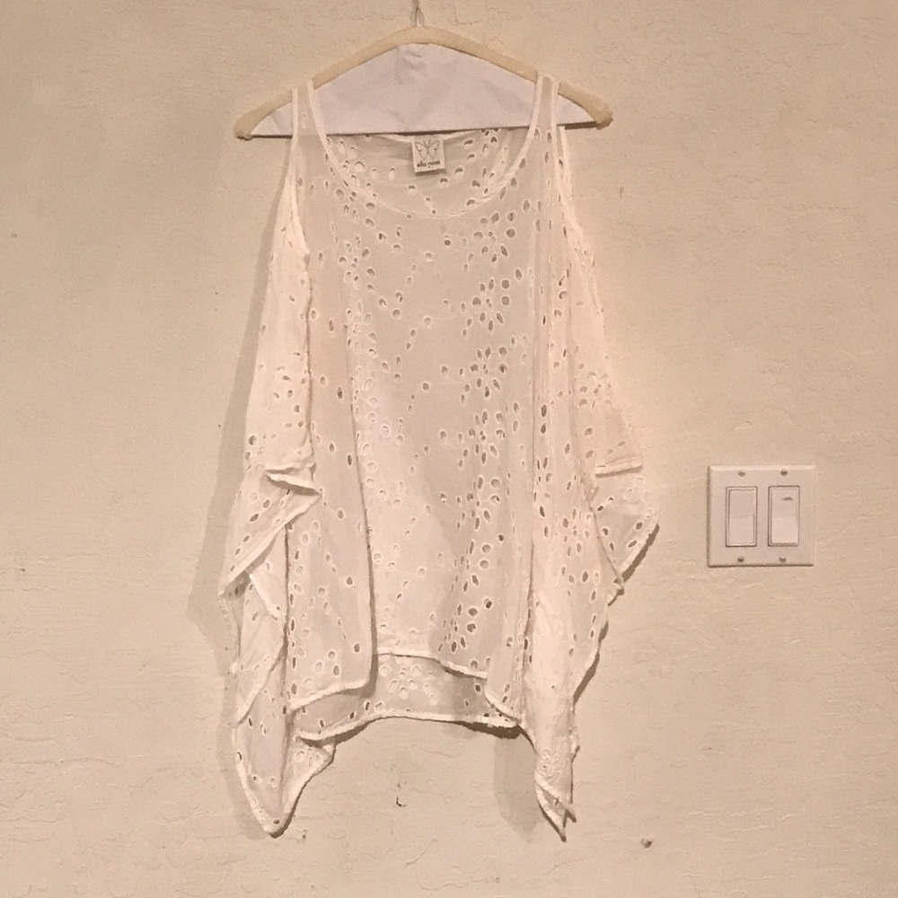 Ella Moss Off the Shoulder White Shirt